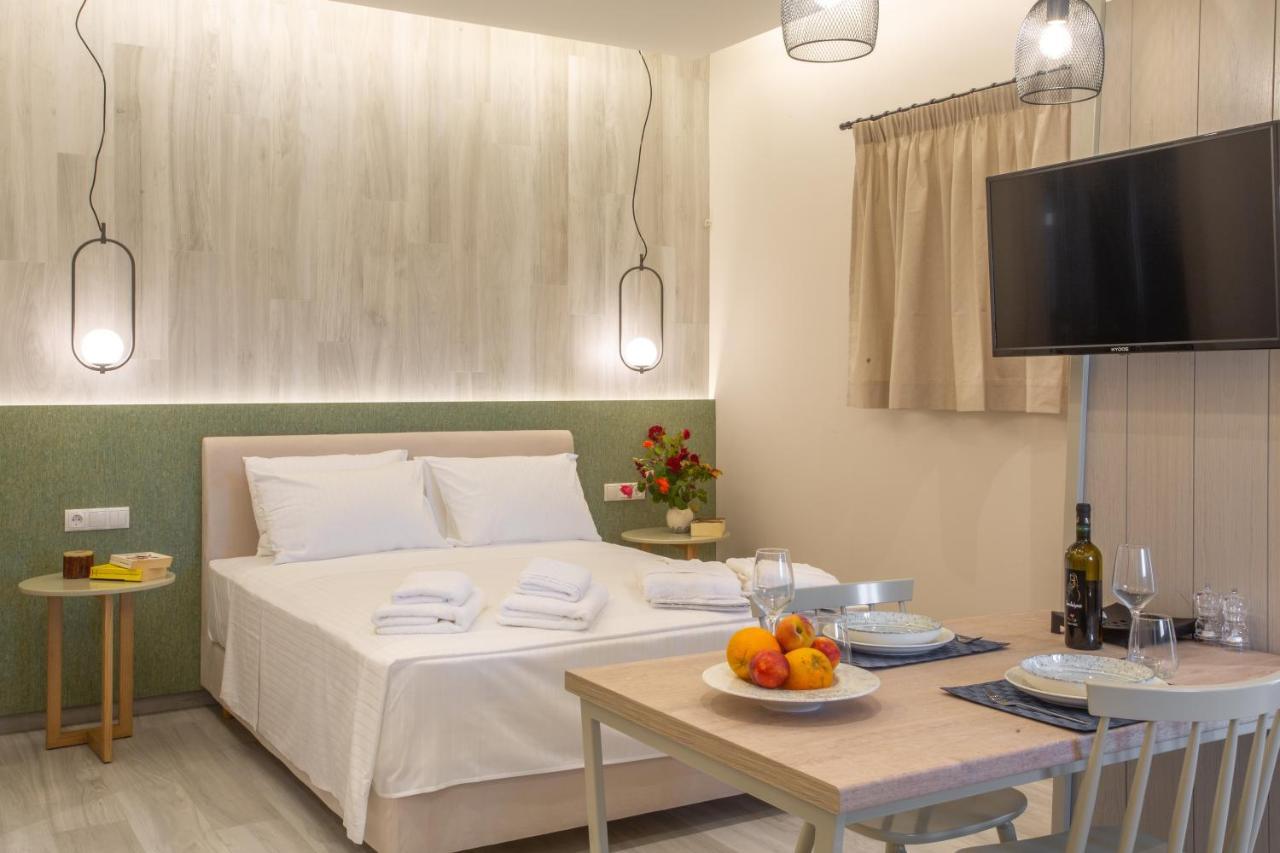 Quinta Essentia Suites Foiniki Bagian luar foto