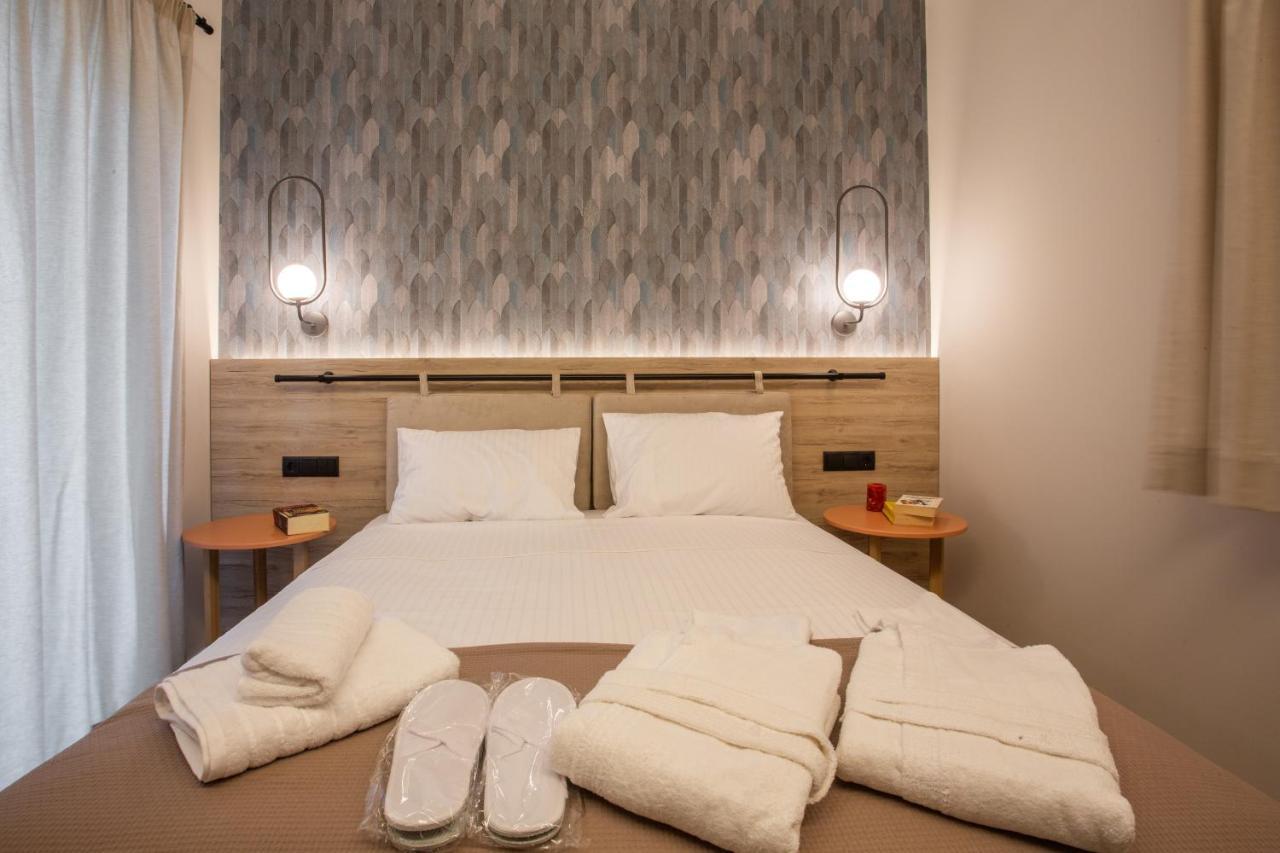 Quinta Essentia Suites Foiniki Bagian luar foto